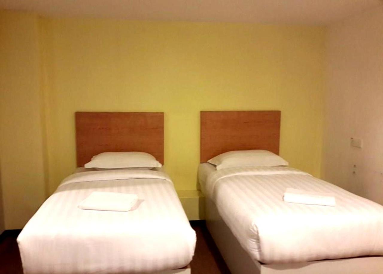 Lucky 11 Hotel Куала-Лумпур Номер фото