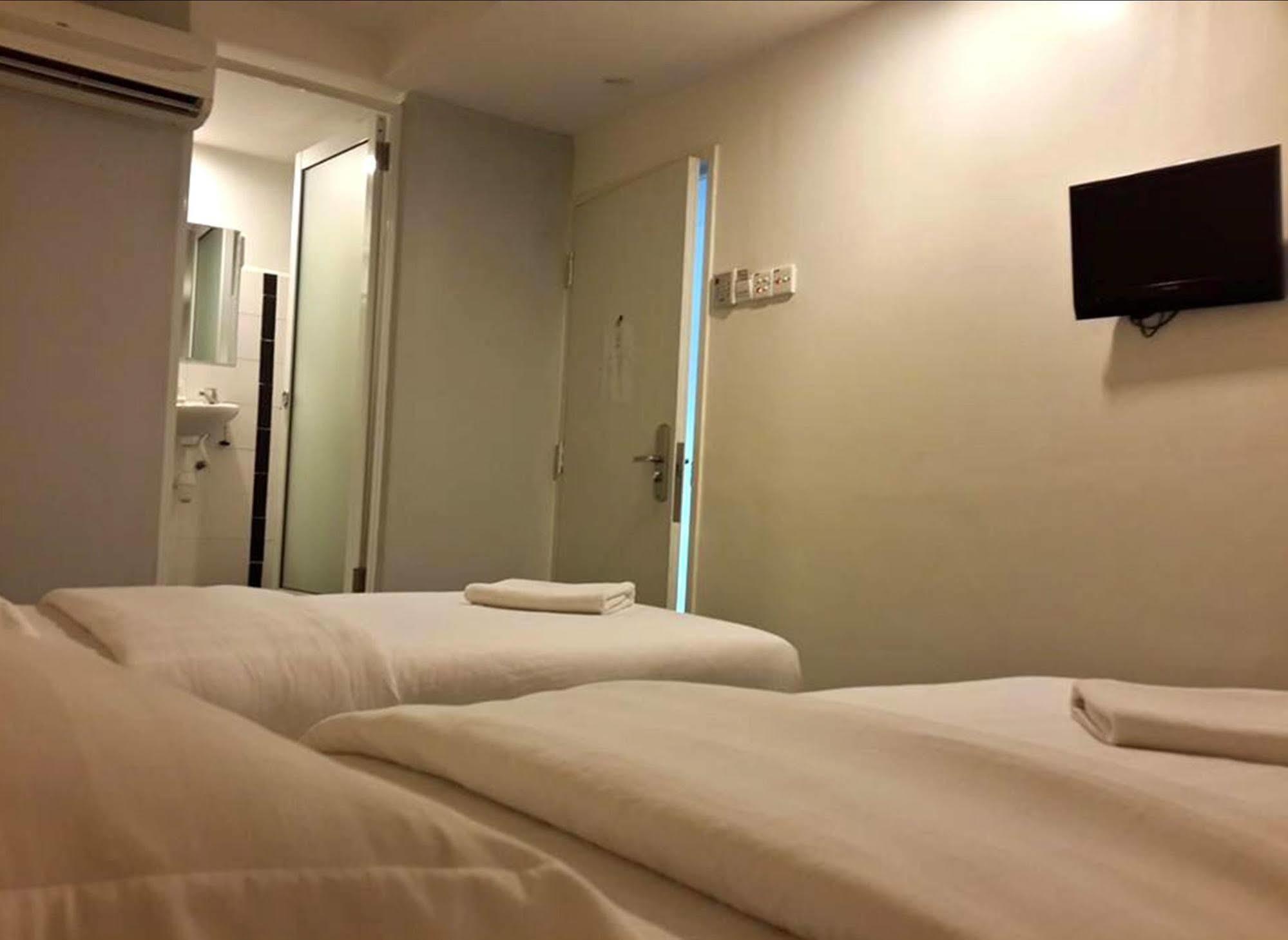 Lucky 11 Hotel Куала-Лумпур Экстерьер фото